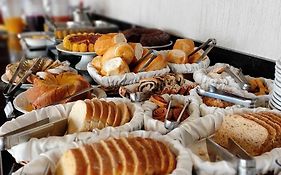 Hotel Cabana Jardim de Flores